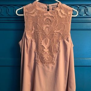 EUC Chelsea28 Lace Yolk Tank. Size: Lg.